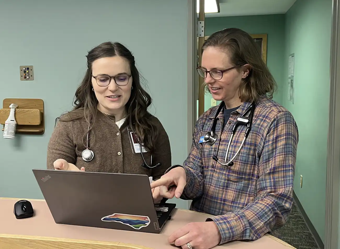 Two-way texting builds trust, encourages medication adherence
